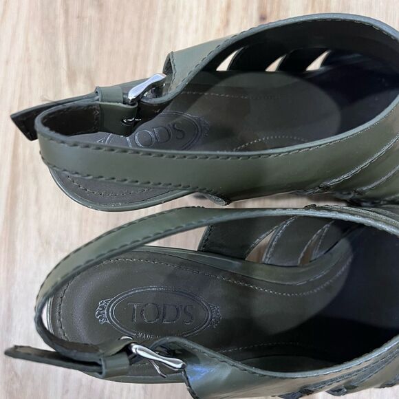 Tod’s Green Patent Leather Heels size 7.5 - Picture 3 of 9